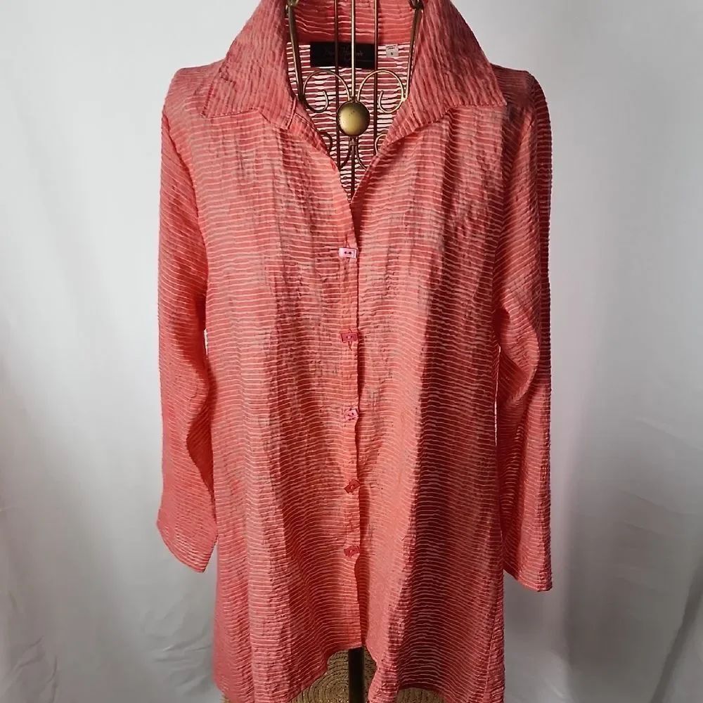 Francie Hargrove Size S Coral Textured Fabric Stylish Tunic